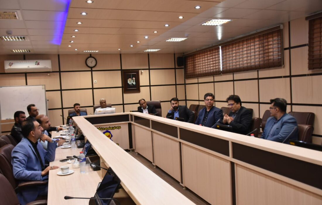 برگزاری جلسه تخصصی برای افزایش آگاهی کارشناسان امور آب آبادان در خصوص مدیریت منابع آب رودخانه کارون